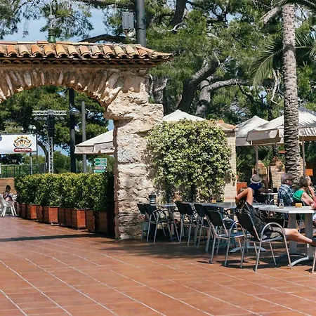 Campsite Vilanova Park 3*