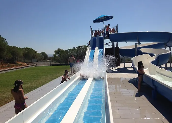 אתר קמפינג Vilanova Park 3*